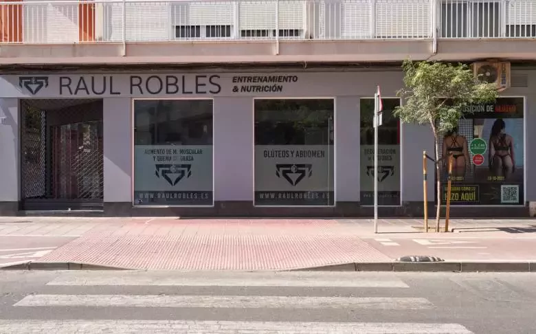 Raúl Robles Entrenamiento y Nutrición Almería - C. Ángel Ochotorena