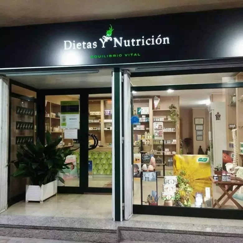 Dietas y Nutrición Macu y Cris - C. Murillo