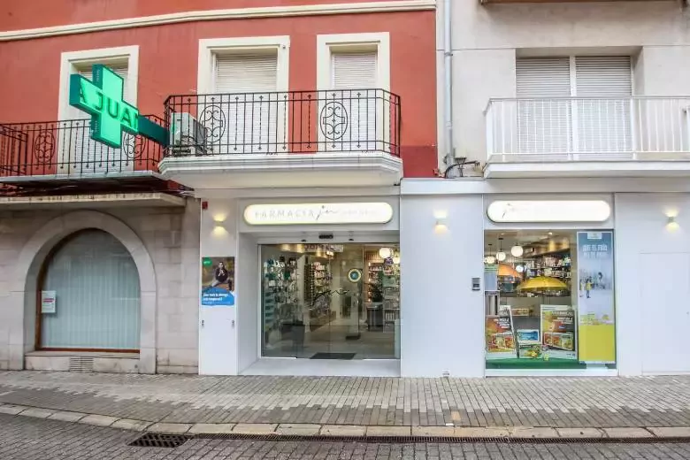 Farmacia Luis Juan Nadal - Plaça Major