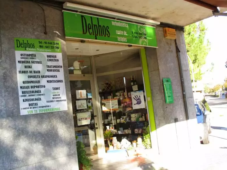 Delphos, Centro Naturópata - C. Isidre Duran